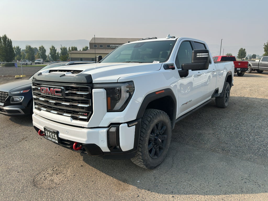 2024 GMC Sierra AT4