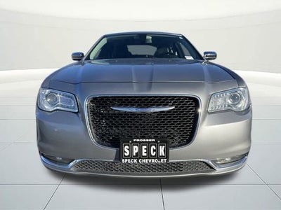 2017 Chrysler 300 300C