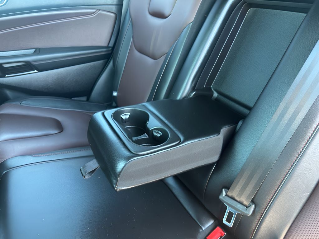 2021 Ford Edge Titanium