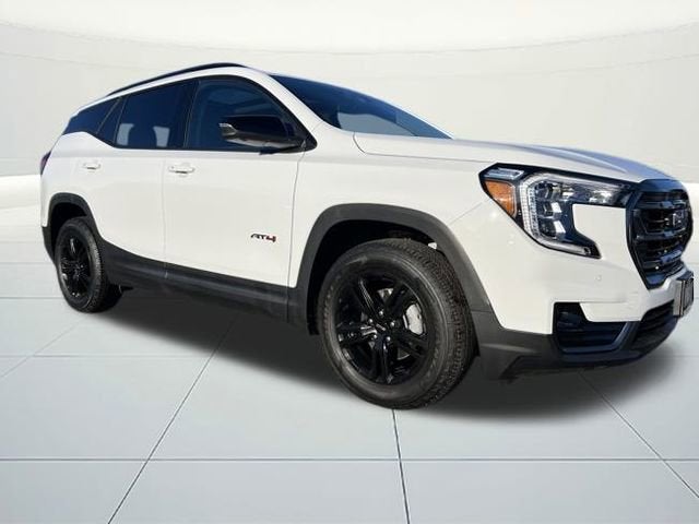 2024 GMC Terrain AT4