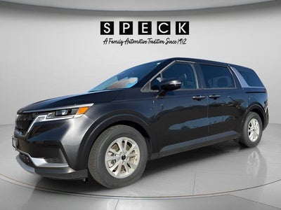 2024 Kia Carnival LX
