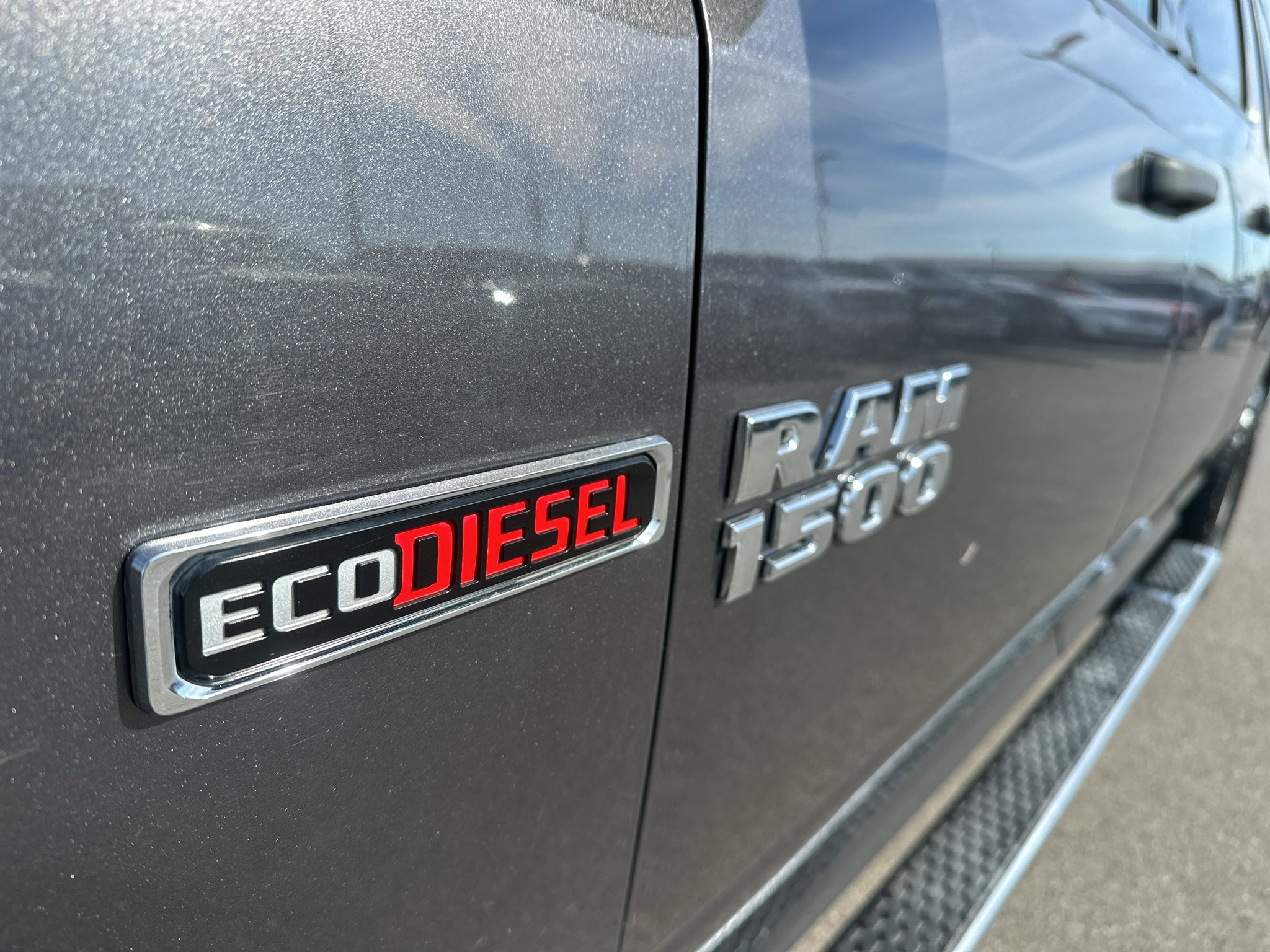 2017 RAM 1500 Tradesman Crew Cab 4x4 6'4" Box
