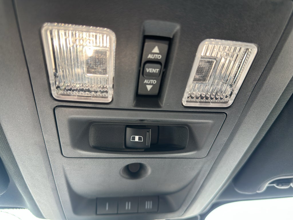 2018 RAM 1500 Limited Crew Cab 4x4 6'4" Box