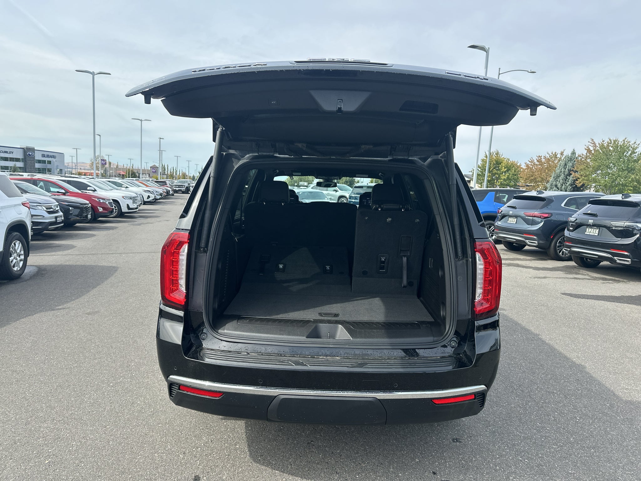 2021 GMC Yukon SLT