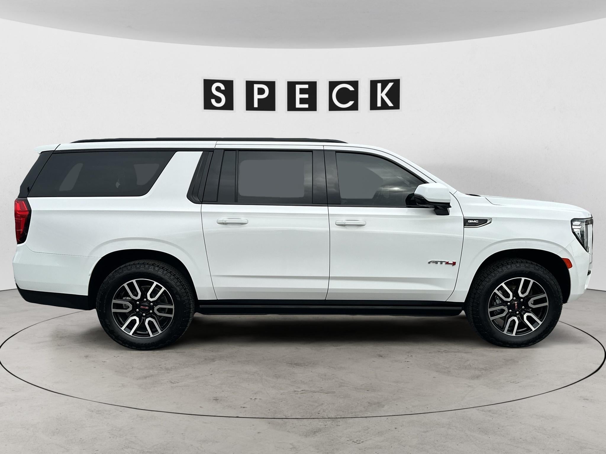 2021 GMC Yukon XL AT4