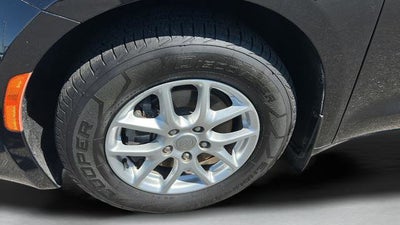 2020 Chrysler Voyager LX