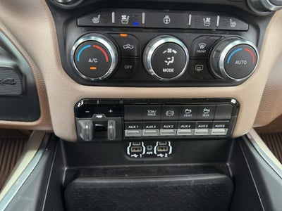 2022 RAM 3500 Laramie Crew Cab 4x4 8' Box