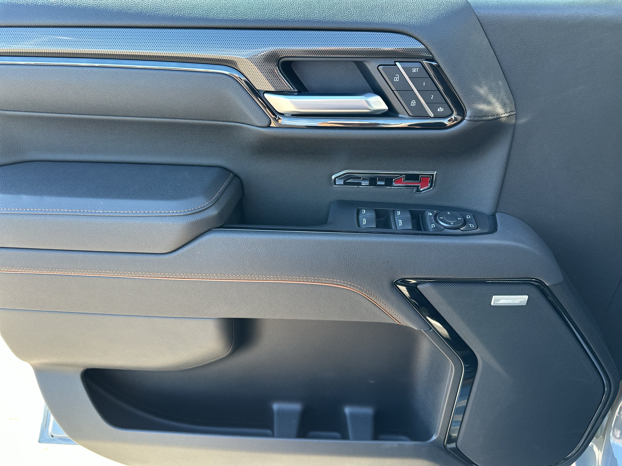 2025 GMC Sierra 1500 AT4