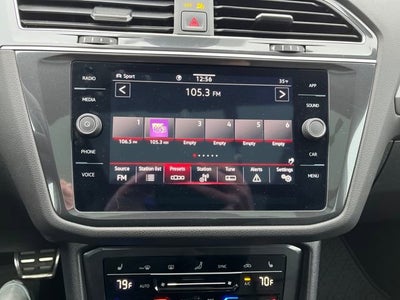 2023 Volkswagen Tiguan SE R-Line Black