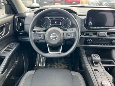 2025 Nissan Pathfinder S