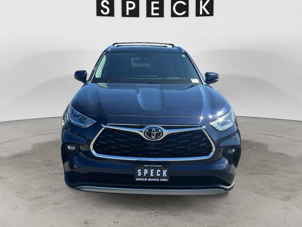 2022 Toyota Highlander Platinum