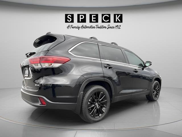 2019 Toyota Highlander SE