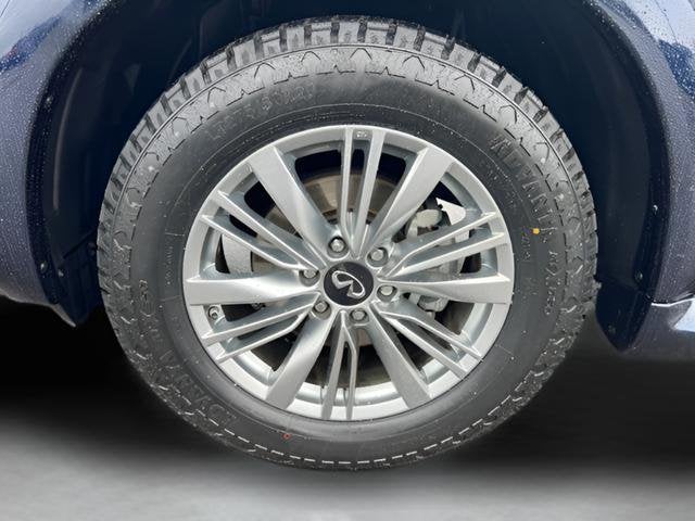 2021 INFINITI QX80 LUXE