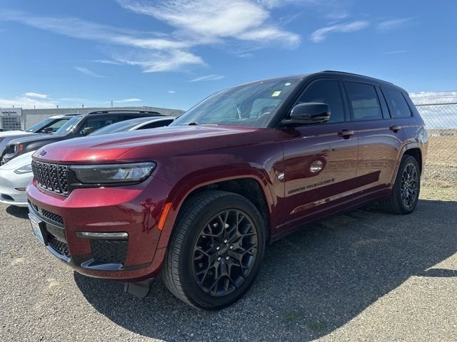 2024 Jeep Grand Cherokee L Summit 4x4's photo