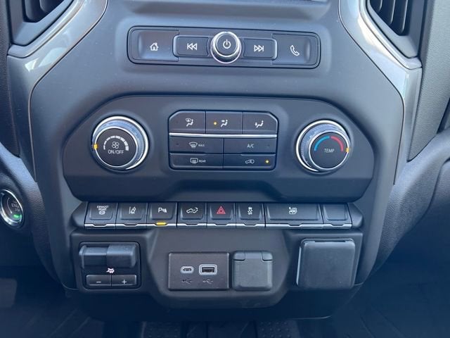 2025 Chevrolet Silverado 2500 HD Custom