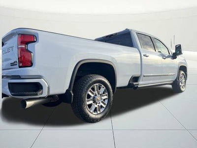 2026 Chevrolet Silverado 3500 HD High Country