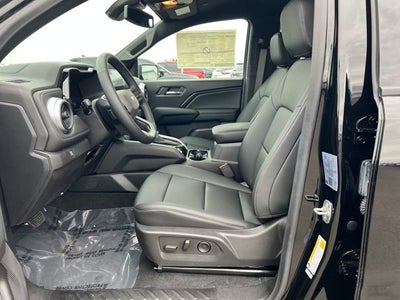 2025 Chevrolet Colorado WT/LT