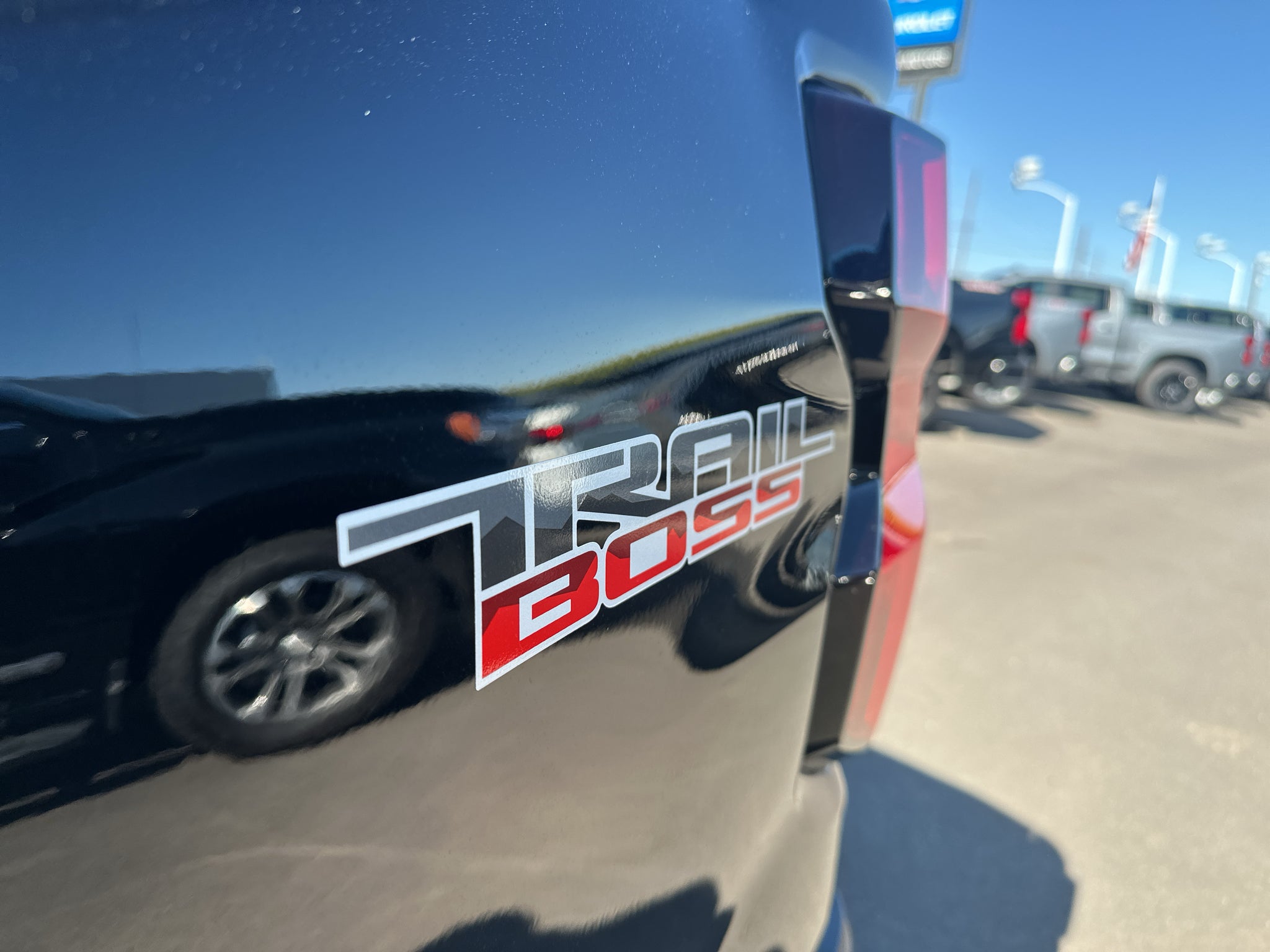 2026 Chevrolet Colorado Trail Boss - Photo 13