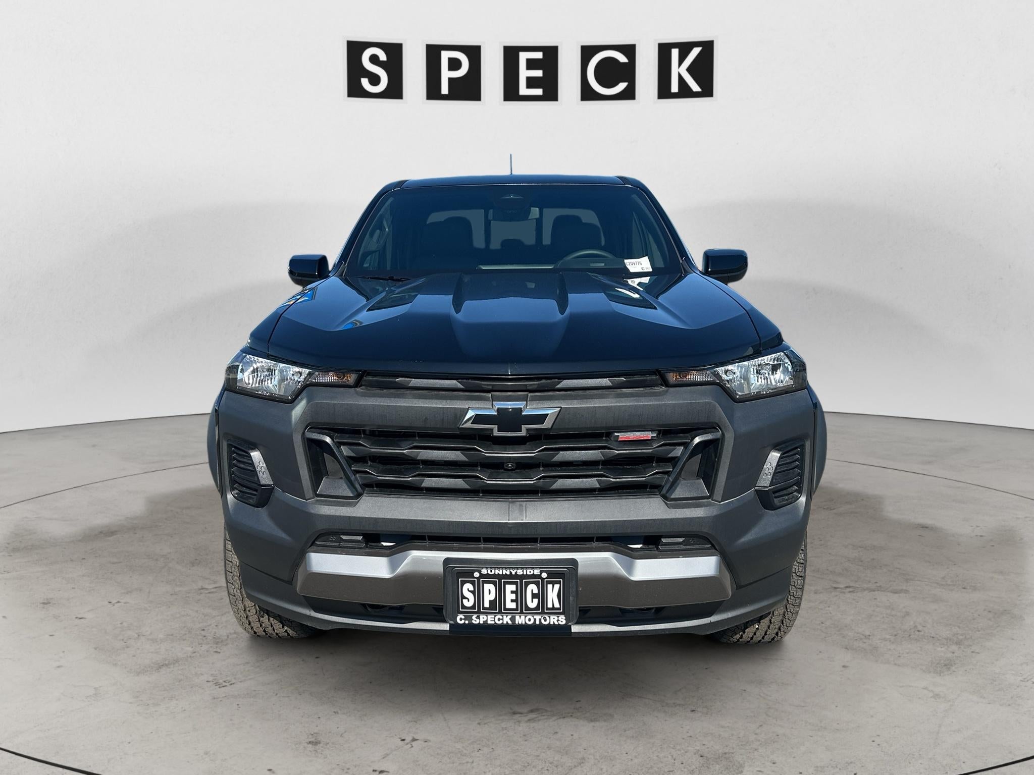 2026 Chevrolet Colorado Trail Boss - Photo 8