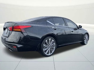 2024 Nissan Altima 2.5 SL