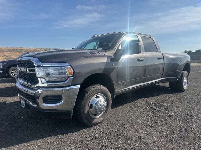 2024 RAM 3500 Tradesman 4X4 Crew Cab LWB's photo