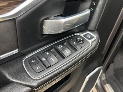 2020 RAM 2500 Laramie Crew Cab 4x4 6'4" Box