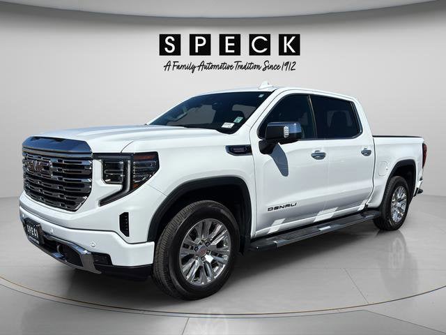 2023 GMC Sierra 4WD Crew Cab Short Box Denali's photo