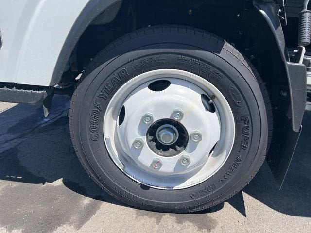 2024 Chevrolet Low Cab Forward 4500 Base