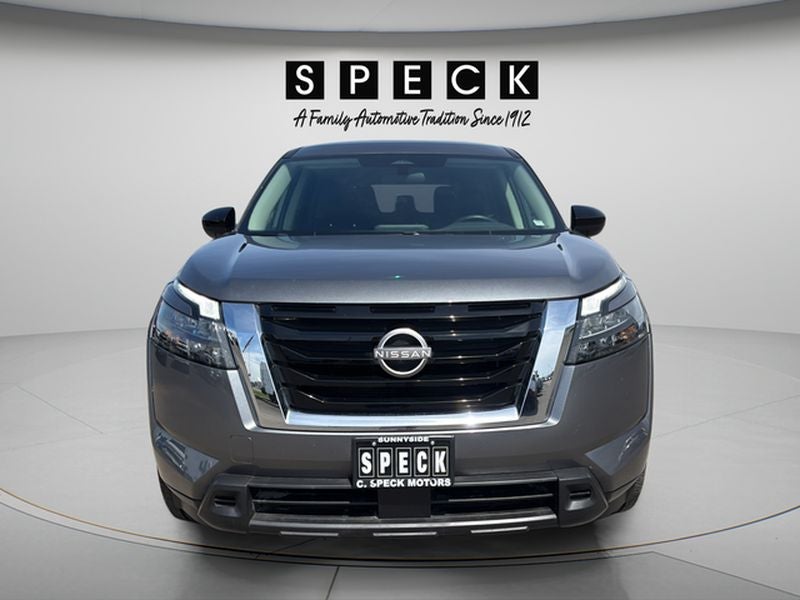 2024 Nissan Pathfinder S