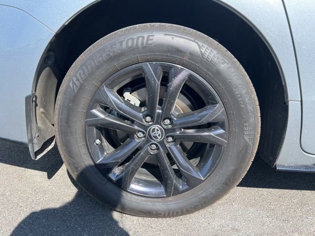 2024 Toyota Sienna LE