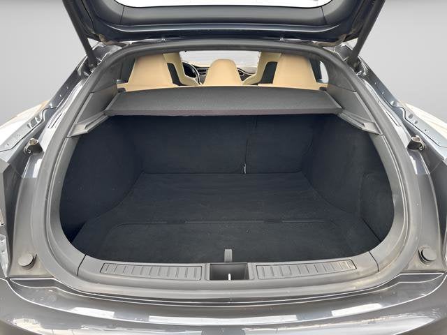 2015 Tesla Model S 85D