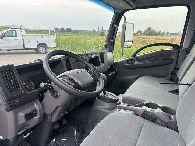 2025 Chevrolet Low Cab Forward 4500 XD 1WT