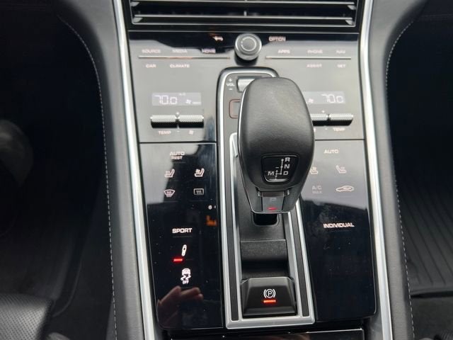 2023 Porsche Panamera RWD