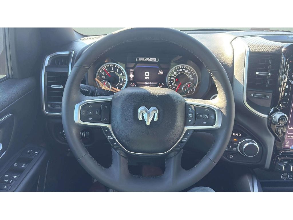 2025 RAM 1500 Big Horn Crew Cab 4x4 5'7' Box