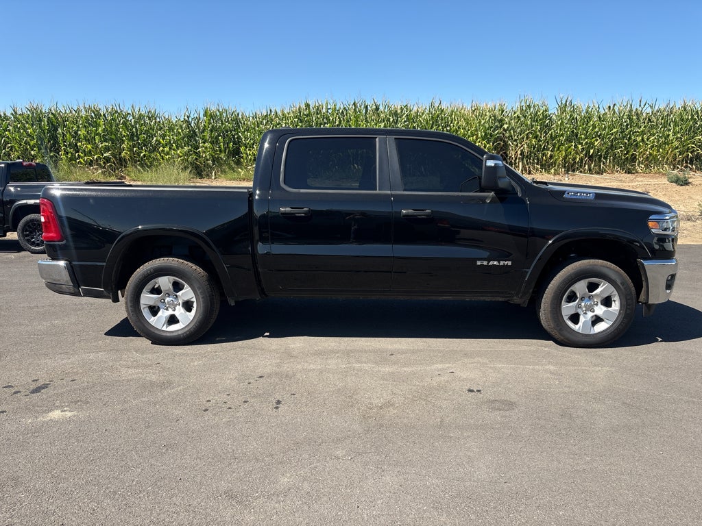2025 RAM 1500 Big Horn Crew Cab 4x4 5'7' Box