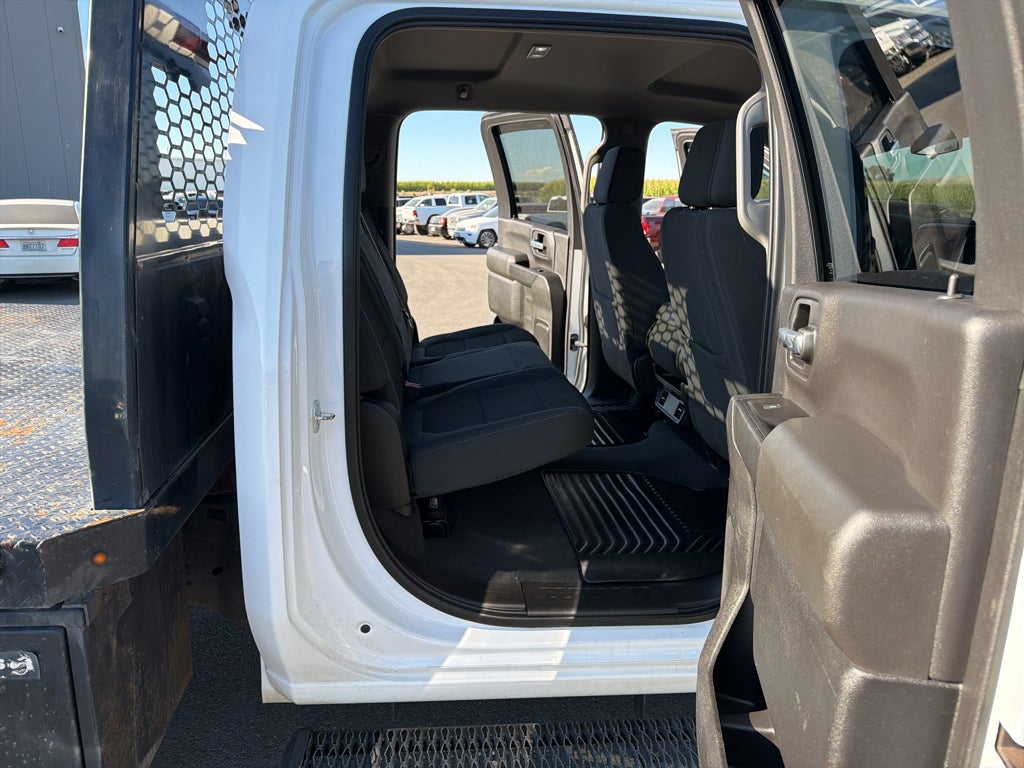 2021 Chevrolet Silverado 3500HD Chassis LT