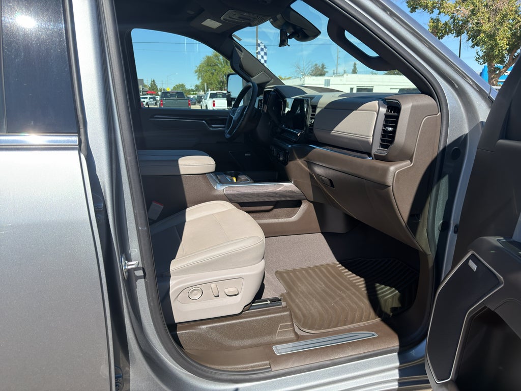 2025 Chevrolet Silverado 3500HD 4WD Crew Cab Long Bed LTZ