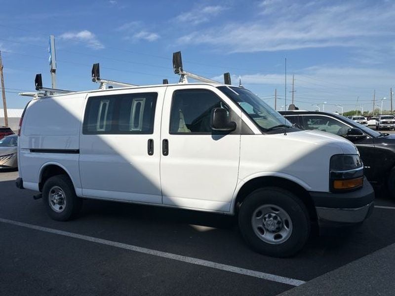 2024 Chevrolet Express Cargo RWD 2500 Regular Wheelbase WT