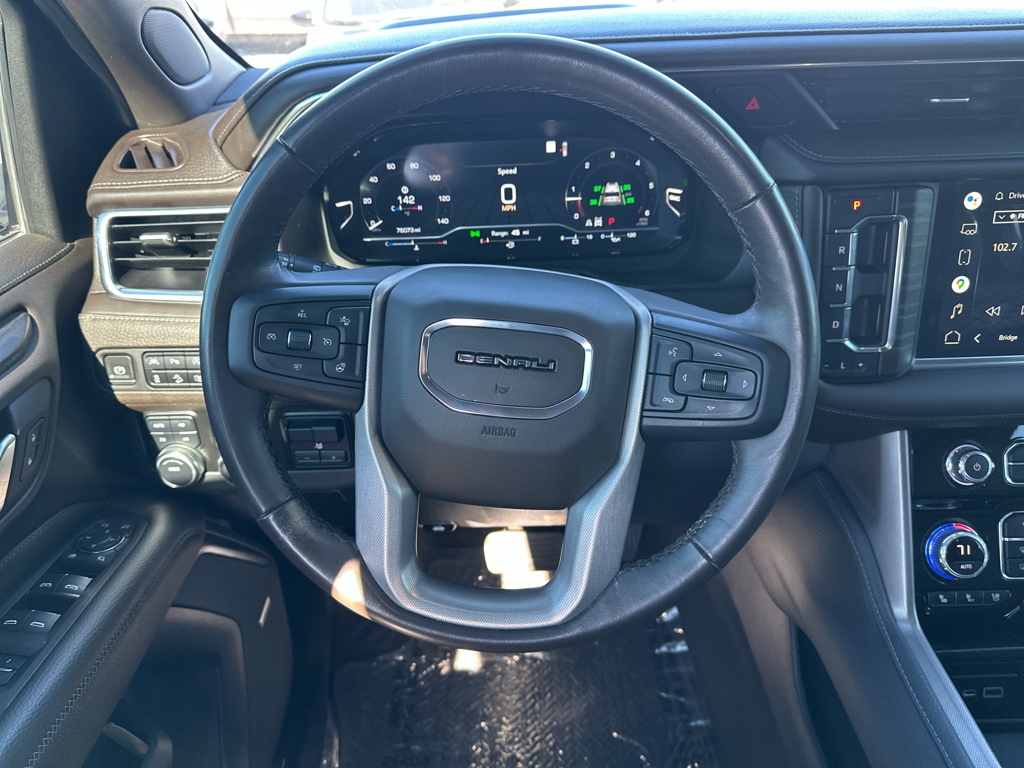 2022 GMC Yukon 4WD Denali