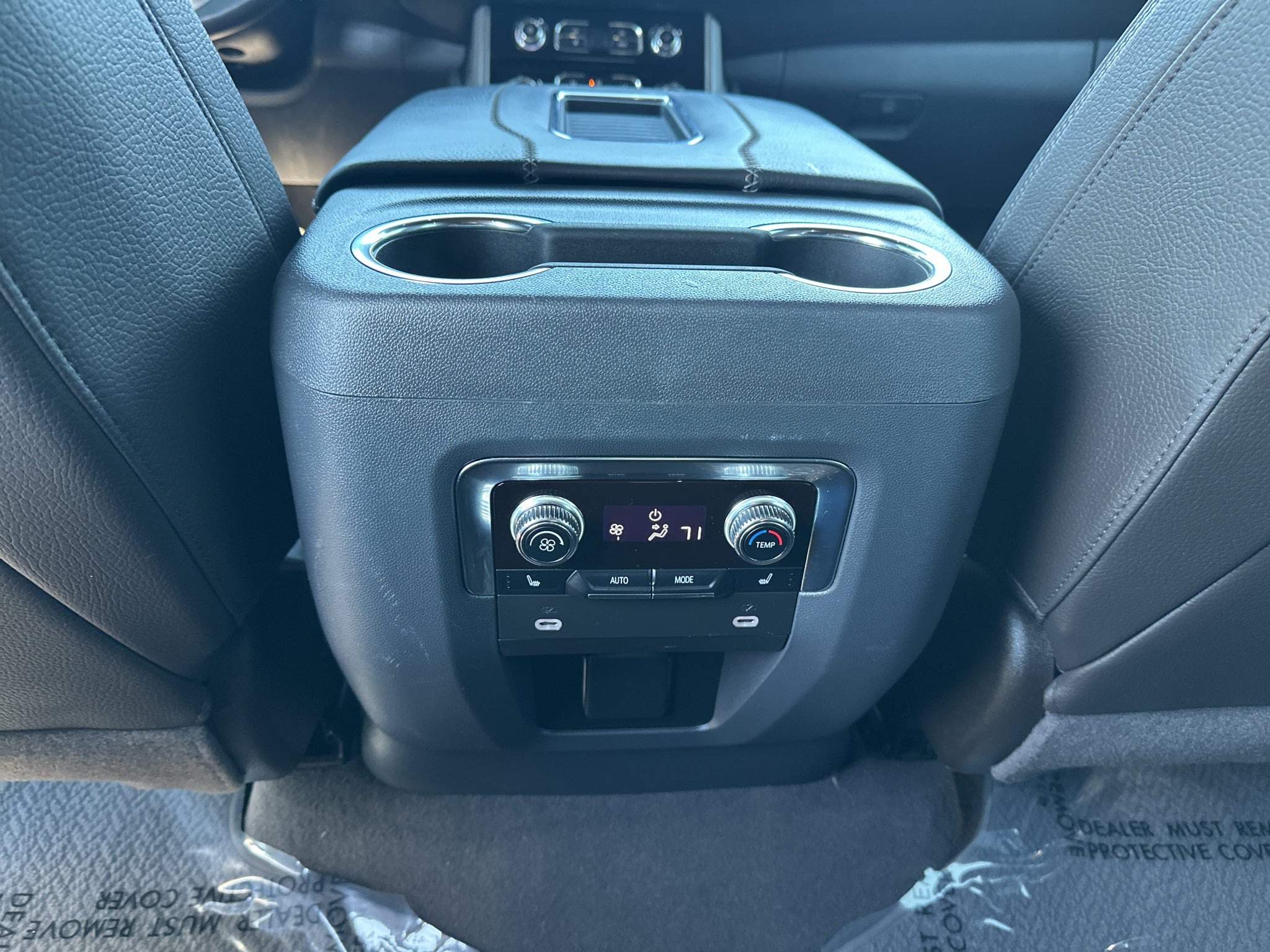 2022 GMC Yukon 4WD Denali