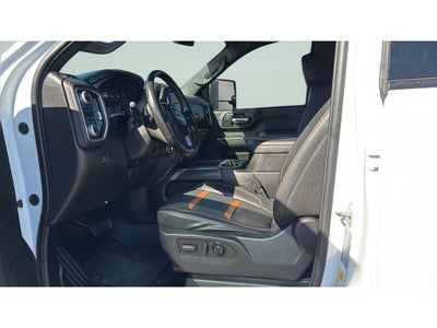 2022 GMC Sierra 2500HD 4WD Crew Cab Standard Bed AT4