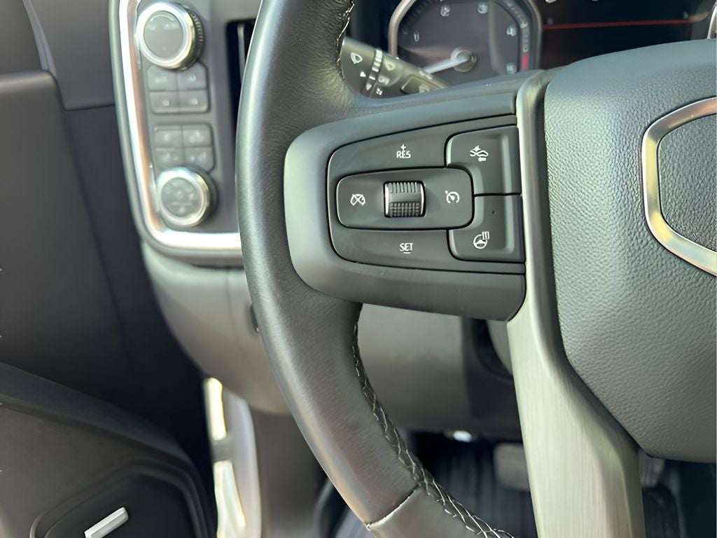 2022 GMC Sierra 3500HD 4WD Crew Cab Standard Bed Denali