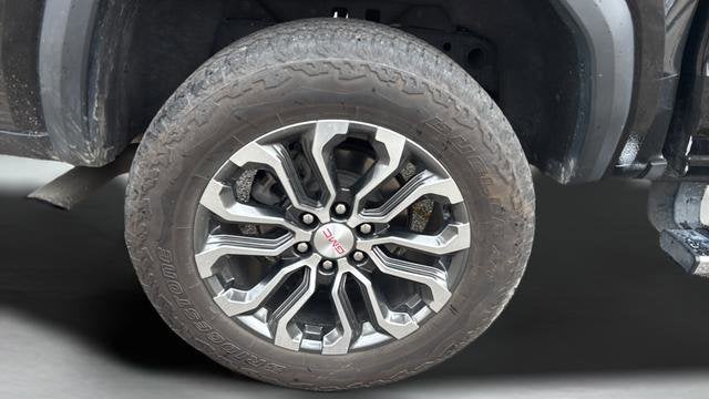 2024 GMC Canyon 4WD Denali