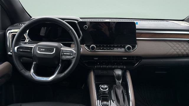 2024 GMC Canyon 4WD Denali