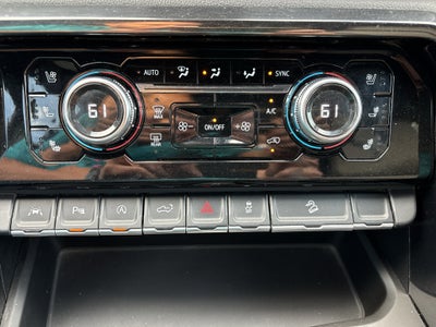 2023 GMC Sierra 1500 4WD Crew Cab Short Box AT4