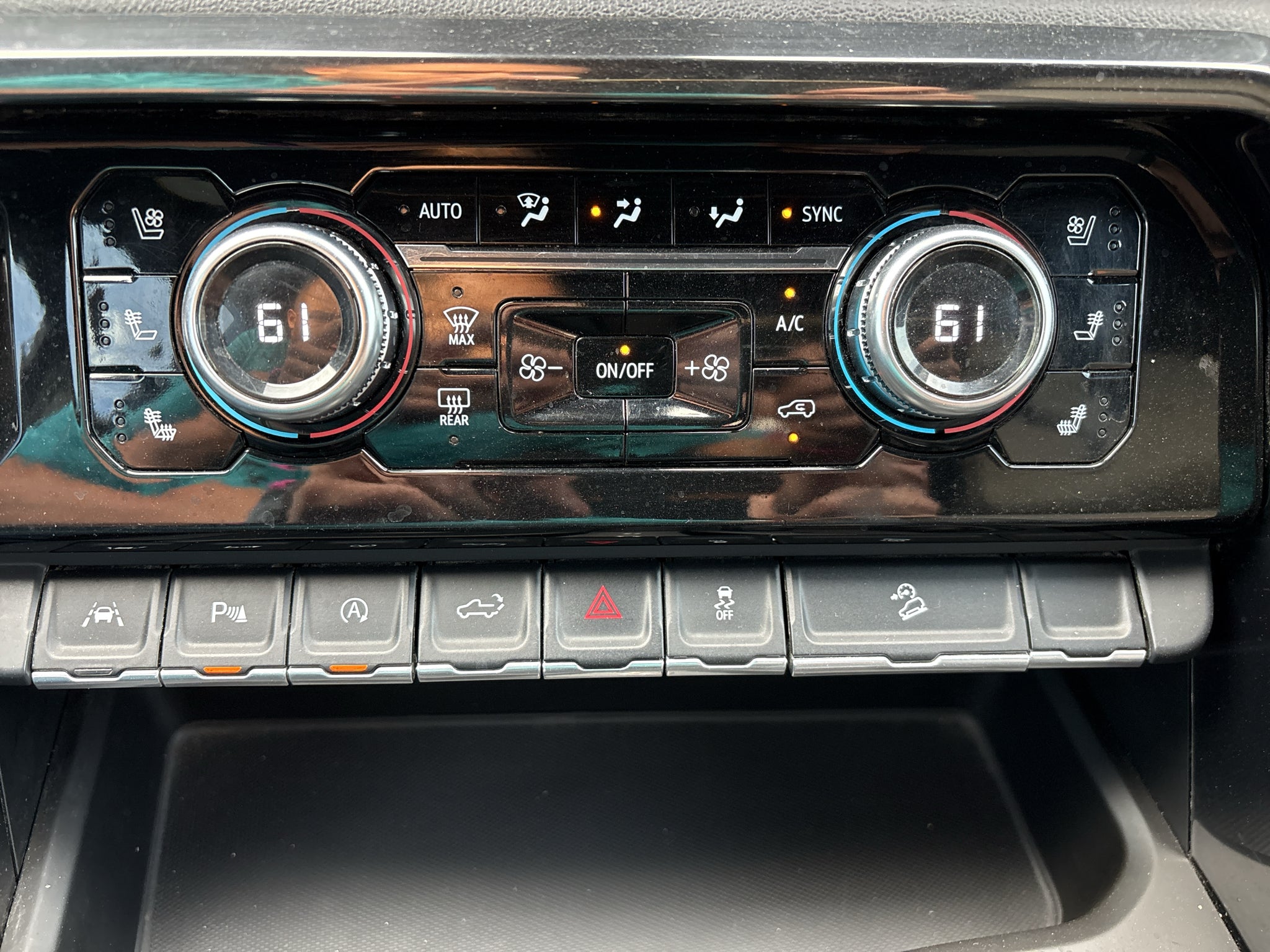 2023 GMC Sierra 1500 4WD Crew Cab Short Box AT4