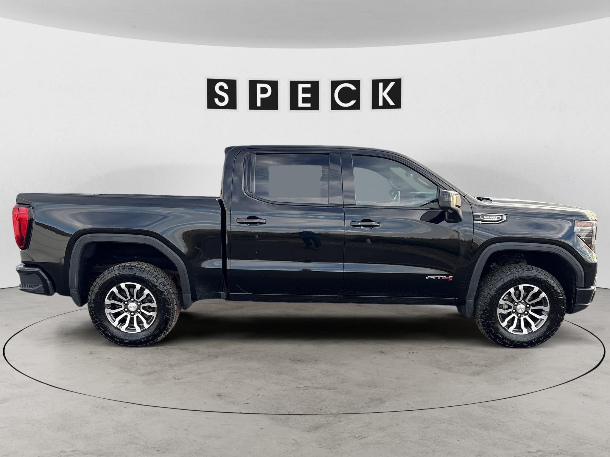 2023 GMC Sierra 1500 4WD Crew Cab Short Box AT4