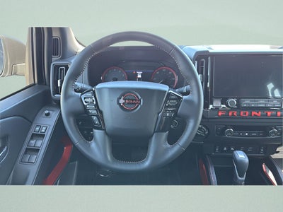 2025 Nissan Frontier Crew Cab PRO-4X 4x4