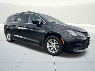 2021 Chrysler Voyager LXI