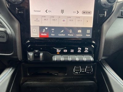 2022 RAM 3500 Laramie Crew Cab 4x4 8' Box